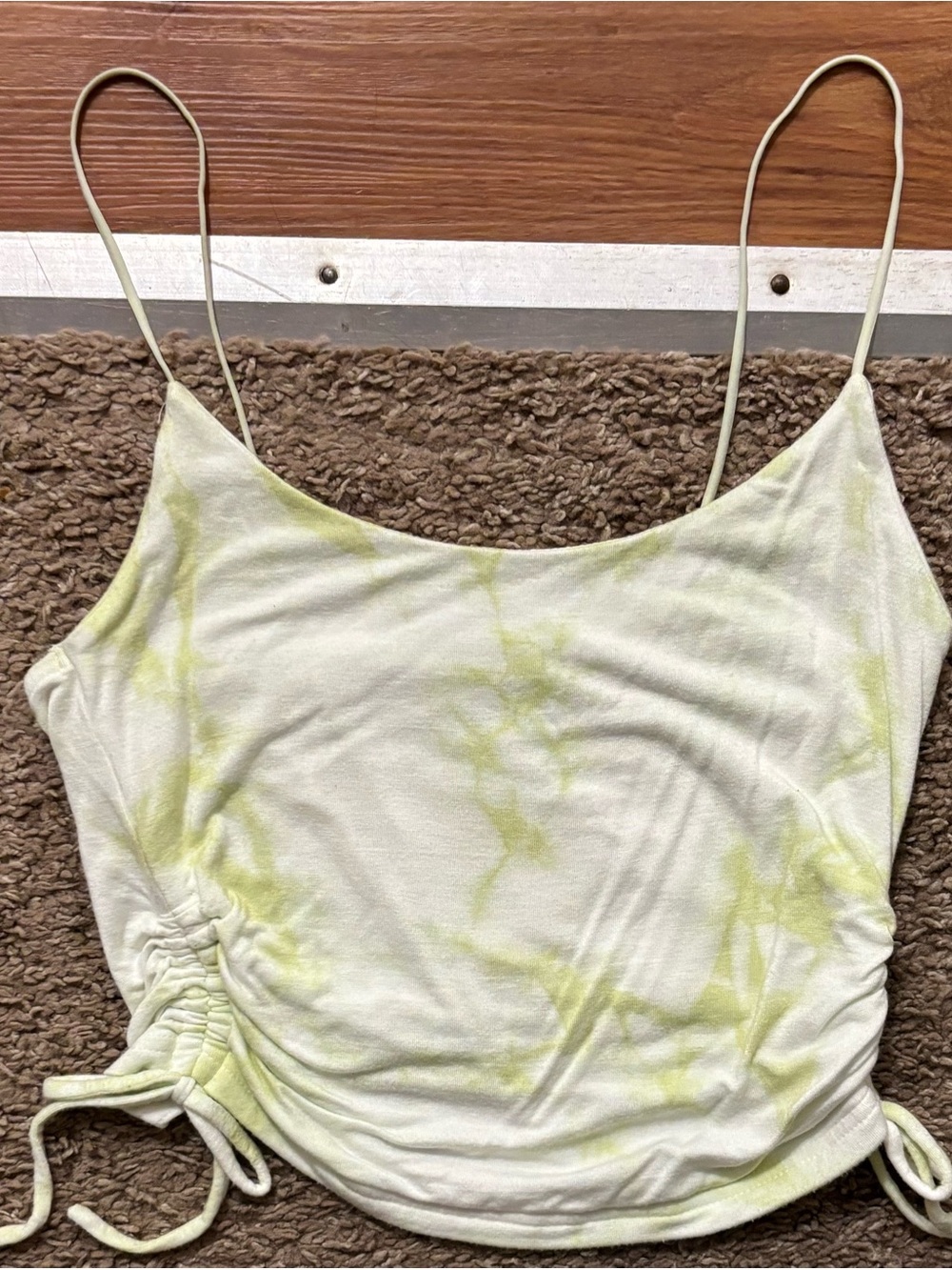 Me to We Woman’s Sm Light Green Tie-Dye Spaghetti Strap Crop Top Lace Up Sides